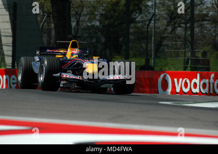 22 April 2005, Grand Prix von San Marino der Formel 1. Antrieb Christian Klien Red Bull F1 während der Qualyfing Sitzung in Imola in Italien. Stockfoto