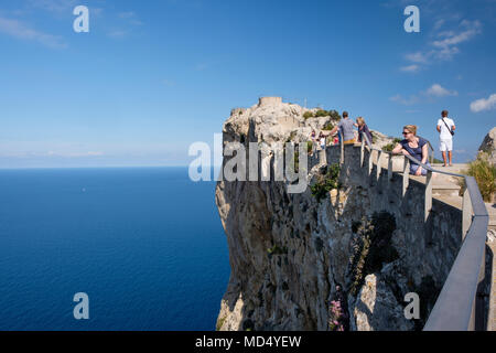 Blick vom Mirador d es Colomer, Mirador de Mal Pas, Cap de Formentor, Formentor, Mallorca, Balearen, Spanien, Europa Stockfoto