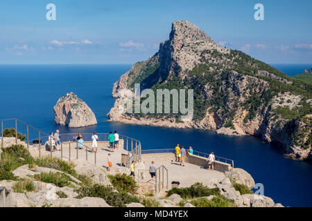 Blick vom Mirador d es Colomer, Mirador de Mal Pas, Cap de Formentor, Formentor, Mallorca, Balearen, Spanien, Europa Stockfoto