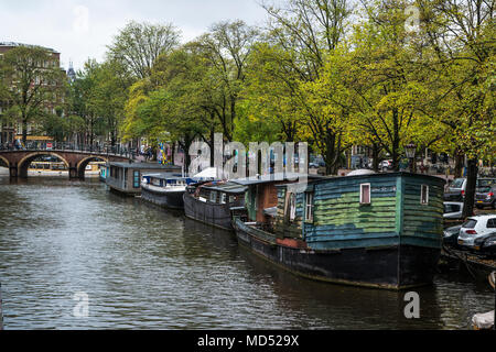 Gracht in Amsterdam, Holland, Niederlande Stockfoto