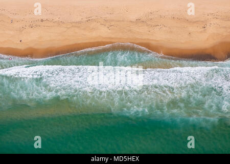 Abstrakte Luftaufnahmen von 9 Mile Beach, Lake Macquarie, NSW, Australien Stockfoto