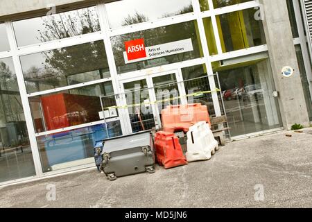 Universität Grenoble von Studenten gegen die Auswahl an der Universität gesperrt Stockfoto