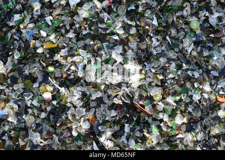 Glas Recycling Factory in Shetland, Abbaut. verwendet, Flaschen und Gläser für den Einsatz in Betonplatten und Sandstrahlen Stockfoto