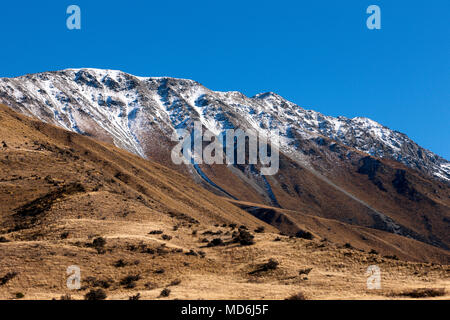 Blick ins Innere des Aoraki/Mount Cook Nationalpark, von der State Highway 80, in der Nähe von Mount Cook Village Stockfoto