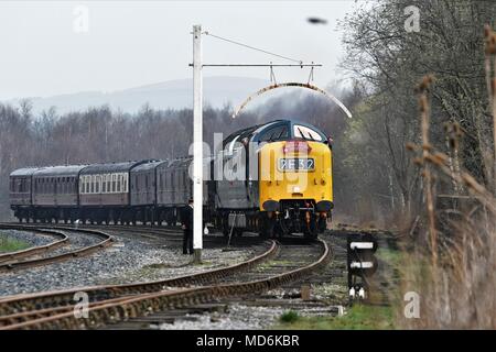 Ramsbottom, Lancashire, UK. 14. April 2018 Deltic Diesellok "Alycidon' D 9009 Klasse 55 Stockfoto