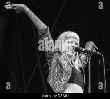 Aurora Aksnes führt bei Molde Jazzfestival in Molde, Norwegen 19. Juli 2017. Stockfoto