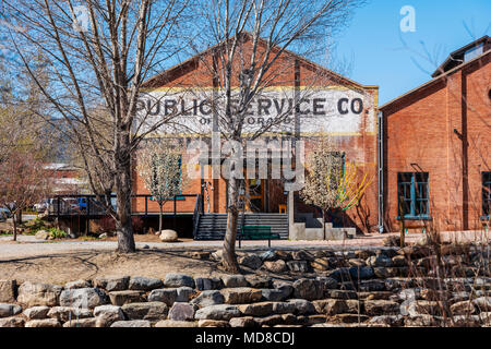 Renovierte steamplant, jetzt die Salida SteamPlant Theater und Event Center, Altstadt, kleinen Bergstadt Salida, Colorado, USA Stockfoto