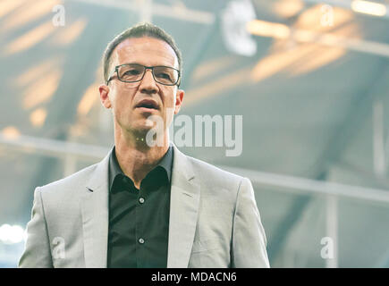 Gelsenkirchen, Deutschland. 18 Apr, 2018. Schalke 04 - Frankfurt Fußball-Cup, Gelsenkirchen, 18. April 2018 Fredi Bobic, FRA, halbe Größe, Porträt, FC Schalke 04 - Eintracht Frankfurt 0-1 1. Division DFB-Pokal, Fußball-Bundesliga, DFB-Pokal, Halbfinale, Gelsenkirchen, April 18, 2018, Saison 2017/2018 © Peter Schatz/Alamy leben Nachrichten Stockfoto