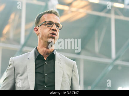 Gelsenkirchen, Deutschland. 18 Apr, 2018. Schalke 04 - Frankfurt Fußball-Cup, Gelsenkirchen, 18. April 2018 Fredi Bobic, FRA, halbe Größe, Porträt, FC Schalke 04 - Eintracht Frankfurt 0-1 1. Division DFB-Pokal, Fußball-Bundesliga, DFB-Pokal, Halbfinale, Gelsenkirchen, April 18, 2018, Saison 2017/2018 © Peter Schatz/Alamy leben Nachrichten Stockfoto