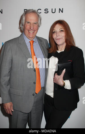 Henry Winkler, Stacey Weitzman 04/18/2018 Das offizielle Pre-Release-Party wir Tag gehalten an Peppermint Club in West Hollywood, CA Foto: Cronos/Hollywood Nachrichten Stockfoto