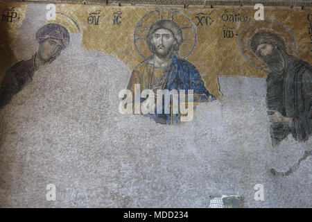 Mosaik mit der Darstellung des Christus Pantokrator. Als eines der schönsten Mosaiken der byzantinischen Kunst. 13. Jahrhundert in der Hagia Sophia in ich Stockfoto