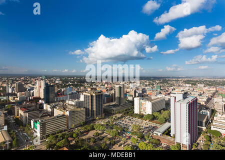 Nairobi, Kenia - 23 Dezember: Blick über den nördlichen Teil des Geschäftsviertels von Nairobi, Kenia, mit dem Hilton Hotel in der Mitte Dezember Stockfoto