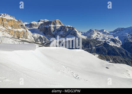 Italienischen Dolomiten im Winter von Val di Fassa Ski Area, Trentino-Alto Adige, Italien - Stockfoto