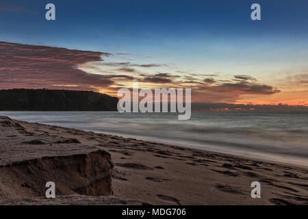 Schönen Sonnenuntergang am Cabo Ledo Strand. Angola. Afrika. Stockfoto