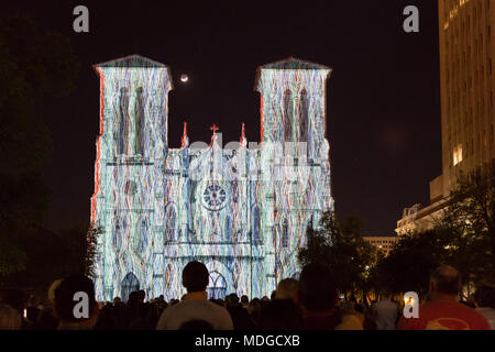 Die Saga Licht Kunst Projektion, die Kathedrale von San Fernando, San Antonio, Texas, USA Stockfoto