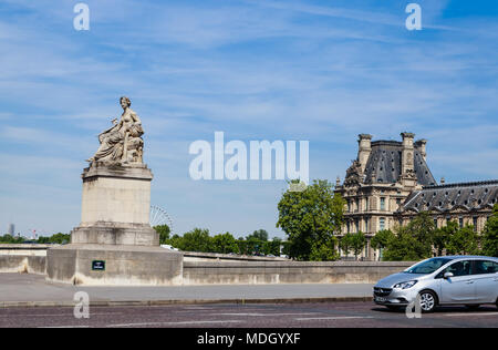 Statue von La Seine, Pont Du Carrousel, Paris, Frankreich Stockfoto