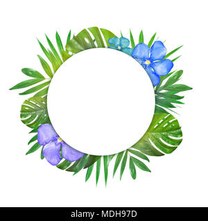Kreative Gestaltung von Laub auf weißem Hintergrund mit Platz für Text. Rahmen der Blätter und Blüten. Floral background. Blick von oben. Stockfoto