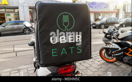 Uber isst, Fahrrad, International Food Delivery Company aus den USA, Wien Österreich 14 April, 2018 Stockfoto