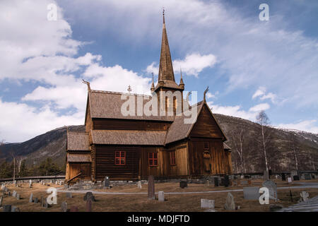 Lom Stave-kirche oder Lomskyrkja Stockfoto