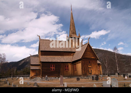 Lom Stave-kirche oder Lomskyrkja Stockfoto