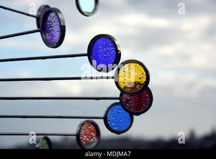 Sydney, Australien - 27.Oktober 2017. Rhiannon West: Wind Reflexionen. Skulptur am Meer entlang der Bondi, Coogee Spaziergang entlang der Küste ist der weltweit größte Stockfoto