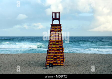 Sydney, Australien - 27.Oktober 2017. Linton Meagher: Suche nach Me Skulptur am Meer entlang der Bondi, Coogee Spaziergang entlang der Küste ist der weltweit größte f Stockfoto