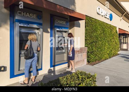 Irvine, Kalifornien, USA. 19 Sep, 2017. September 19, 2017 - Irvine, CA, USA Die Niederlassung der Bank in der Stadt von Irvine Credit: Alexey Bychkov/ZUMA Draht/Alamy leben Nachrichten Stockfoto