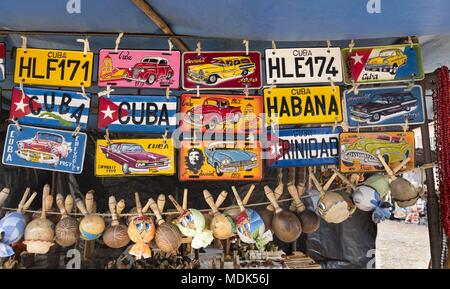 Trinidad, Kuba. 26 Nov, 2017. Die souvenir Handel mit Kuba kennt keine Grenzen. (26. November 2017) | Verwendung der weltweiten Kredit: dpa/Alamy leben Nachrichten Stockfoto