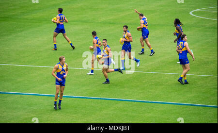 West Coast Eagles Team auf dem Feld der neuen Optus Stadion, Perth, WA, Australien. Stockfoto