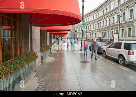 Sankt Petersburg - ca. Oktober 2017: Sankt Petersburg urbane Landschaft bei Tag. Stockfoto