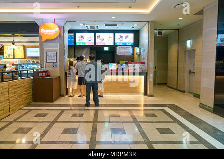 BUSAN, SÜDKOREA - 28. MAI 2017: In Lotte Department Store. Stockfoto