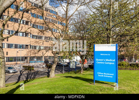 Die Queen's Medical Centre, Nottingham. QMC ist Teil der Nottingham University Hospitals NHS Trust in Nottingham, England, Großbritannien Stockfoto