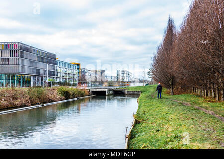 Die neuen River Village, das Entwicklung in Hornsey, nördlich von London, Großbritannien, neben dem neuen Fluss Stockfoto