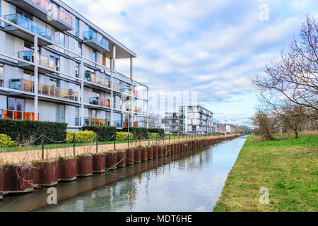 Die neuen River Village, das Entwicklung in Hornsey, nördlich von London, Großbritannien, neben dem neuen Fluss Stockfoto