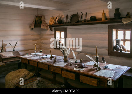Saporischschja - Ukraine, 02.Mai 2015: Interieur und Alltag im Museum von Zaporizhian Kosaken auf der Insel Khortytsia, Zaporizhian sich Stockfoto