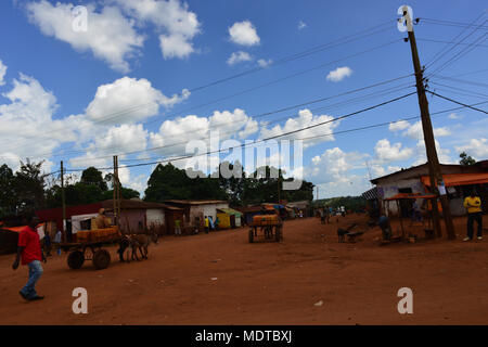 Äthiopien, Oromia, Blick auf die Stadtstraße von Shakiso Stockfoto