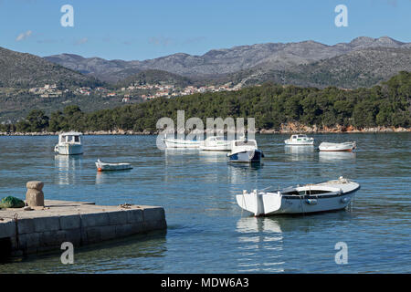 Boote, Donje Čelo, Sveti Petar Insel, Elaphiten, Dalmatien, Kroatien Stockfoto