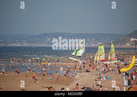 Frankreich, Basse-Normandie, Calvados, Houlgate, Strand Stockfoto