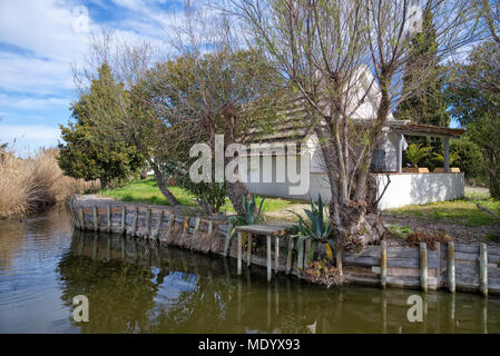Typische Gardian Haus in Saintes Maries de la Mer - Camargue - Provence - Frankreich Stockfoto