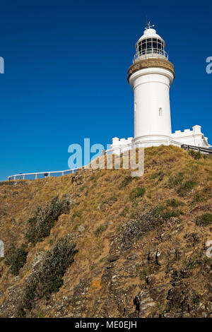 Cape Byron Lighthouse an einem sonnigen Tag in Byron Bay in New South Wales, Australien Stockfoto