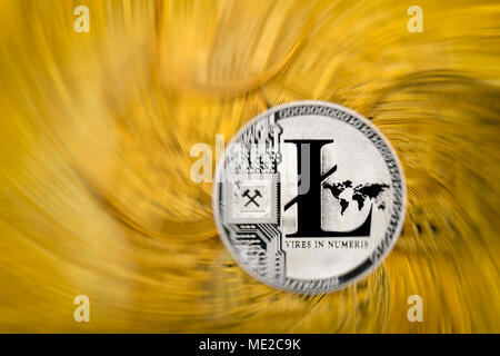 Symbol Bild Turbulenzen Aktienkurs digitale Währung, Gold physischen Münze Litecoin Stockfoto