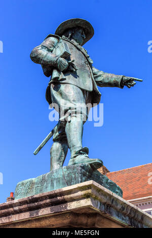 Oliver Cromwell Statue, die alte Riverport, St Ives Stadtmitte auf dem großen Fluss Ouse, Cambridgeshire, England, UK, GB Stockfoto