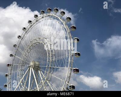 Das Orlando Eye, einem 400 m hohen Riesenrad und das größte Aussichtsrad an der Ostküste der Vereinigten Staaten. Orlando, Florida. Stockfoto