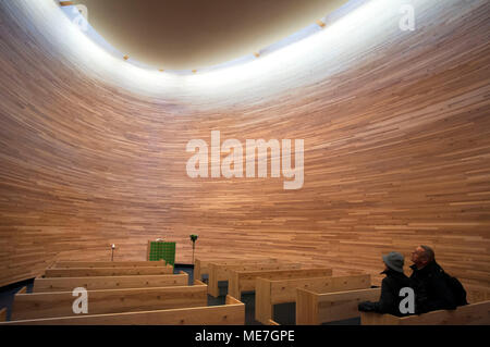 Die kamppi Kapelle - Kapelle der Stille - ist eine evangelische Kapelle im Kamppi, Helsinki, auf der Narinkka Square entfernt. Helsinki Stockfoto