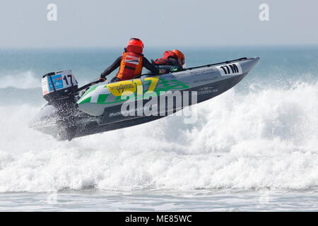 Newquay, Cornwall. 21. April 2018. 2018 Thundercat Racing Championship Tag 1 Fistral Beach. Newquay, Cornwall, England. 21. April 2018. Tag Einer der Thundercat Meisterschaften erfolgt auf den Fistral Beach. Credit: Nicholas Burningham/Alamy leben Nachrichten Stockfoto