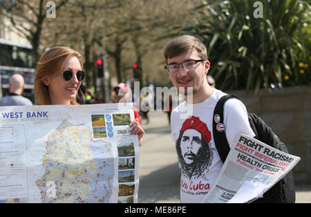Manchester, Großbritannien. 21. April 2018. Pro-palästinensischen Aktivisten in Piccadilly, Manchester, 21. April 2018 (C) Barbara Cook/Alamy leben Nachrichten Stockfoto
