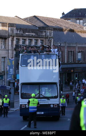 Paisley, UK, 21. April 2018. St. Mirren Meisterschaft parade Paisley 21. April 2018 Credit: David Cameron/Alamy leben Nachrichten Stockfoto