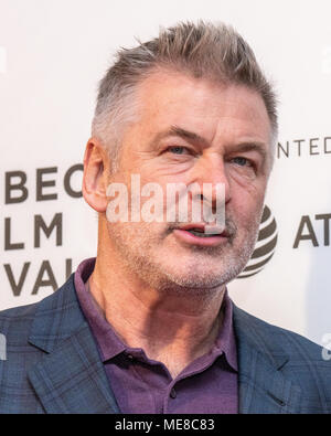 New York, USA, 21. April 2018. Schauspieler Alec Baldwin besucht die Premiere von "Die Möwe" im Tribeca Film Festival 2018 in New York City. Foto von Enrique Ufer/Alamy leben Nachrichten Stockfoto