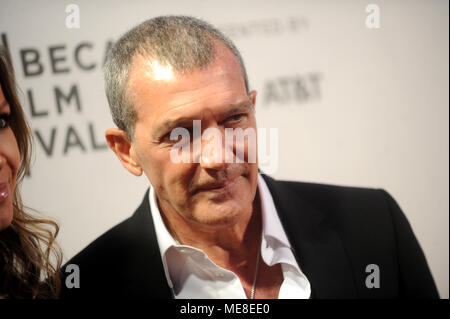 NEW YORK, NY - 20. April: Antonio Banderas besucht 'Genius: Picasso" während des Tribeca Film Festival 2018 BMCC Tribeca PAC am 20. April 2018 in New York City. Personen: Antonio Banderas Stockfoto