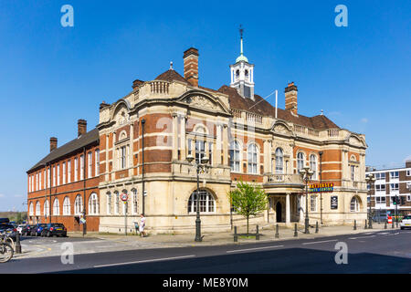 Battersea Arts Center in Lavender Hill, London. Ursprünglich als Battersea Rathaus ausgelegt. Stockfoto